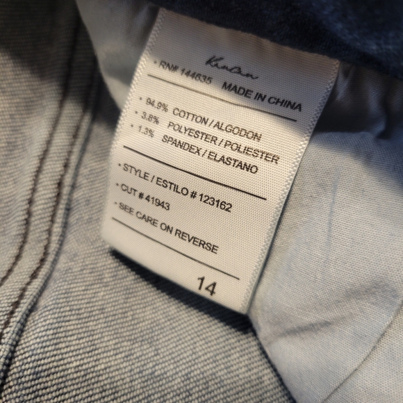 KanCan Distressed Blue Boyfriend Jeans - Picture 4 of 7